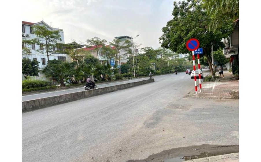 CHÍNH CHỦ CHO THUÊ VĂN PHÒNG TẠI PHÚC ĐỒNG, LONG BIÊN, HÀ NỘI.