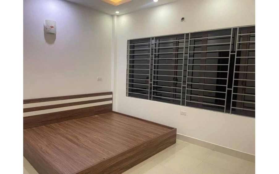 Nhà C4 Tăng Bạt Hổ , P.11, 70 m2,HXH thông sát,HC