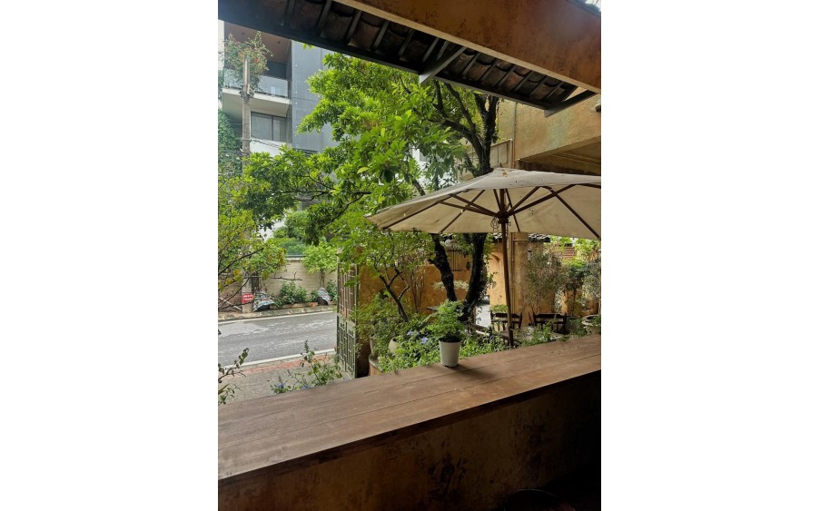 Sở hữu biệt thự đẹp, view Hồ Tây, giá 54 tỷ - Cơ hội đầu tư sinh lời!