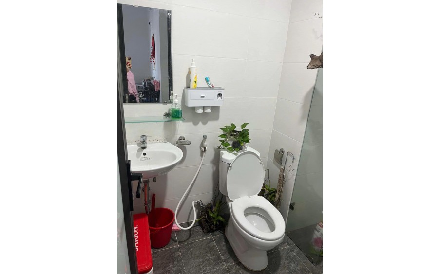 Bán căn chung cư Hà Quang toà SSH08
- Diện tích: 65m2