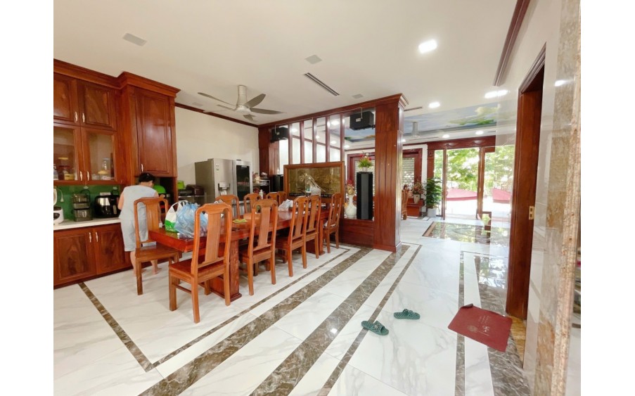 Nguyễn Đình Chiểu, 93m², giá 26 tỷ, Hai Bà Trưng