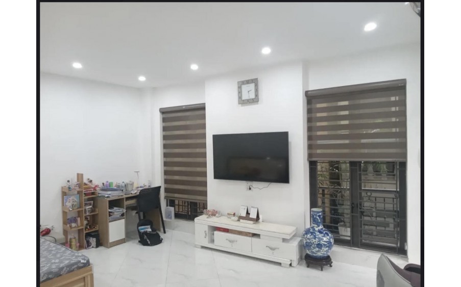 Nhà Siêu Hiếm Phố Thái Hà, Đống Đa, Ngõ Ôtô, Nhà Mới Cứng, 40m2, Mặt Tiền 5M, 5 Tầng, Chỉ Hơn 5tỷ.