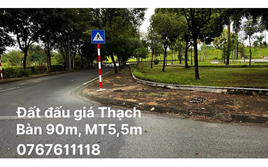 Đất tái định cư Tư Đình,gần Aeon mall,view hồ,vỉa hè,ngõ 2 ô tô tránh, 75m, MT5m 12 tỷ