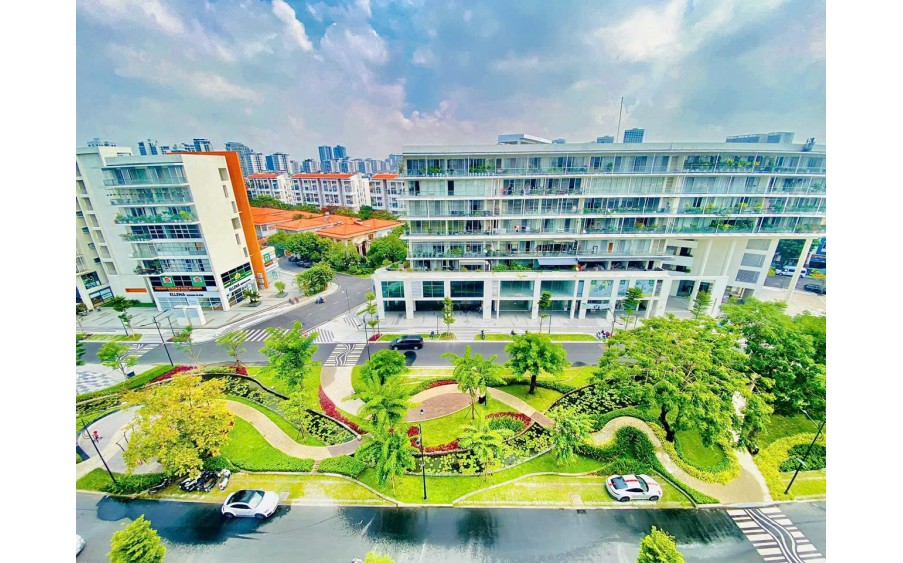 Mua bán Shophouse tại Khu Garden Plaza Phú Mỹ Hưng mặt tiền công viên kênh đào