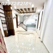 NHÀ ĐẸP Ở NGAY - 2 TẦNG BTCT - SỔ VUÔNG  -  ĐÌNH PHONG PHÚ CHỈ 3.7 TỶ