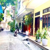 NHÀ ĐẸP NGUYỄN VĂN CỪ  42MX 3TẦNG - VỊ TRÍ ĐẮC ĐỊA - TRUNG TÂM LONG BIÊN - Ô TÔ VÀO NHÀ - 2 THOÁNG - 30M RA MẶT PHỐ