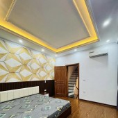 Rất Hiếm! Bán nhà Trần Hưng Đạo, 40m2 x 4 tầng, mặt tiền 8.1m, 10.3 tỉ, KD online