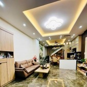 Nhà Nguyễn Duy Trinh, HXH, 80m2 ,3 tầng, 4 PN , Hoàn công