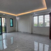 BÁN ĐẤT HỮU LÊ- THANH TRÌ, 50 M2, 5 TẦNG, MẶT TIỀN 4,5M, GIÁ 12,6 TỶ.