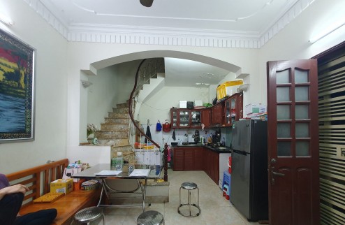 Bán nhà Hàng Da, 62m2, 5 tầng, mặt tiền 6.6m, 14.8 tỉ, kinh doanh apartment, homestay