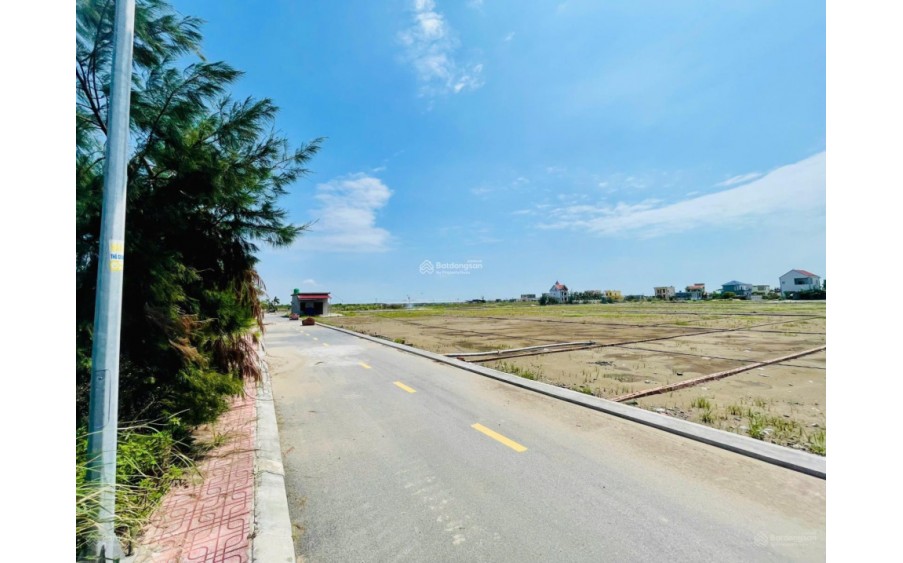 Chính chủ bán lô góc đẹp nhất mặt biển Quất Lâm full 100% thổ cư, giá rẻ hơn thị trường