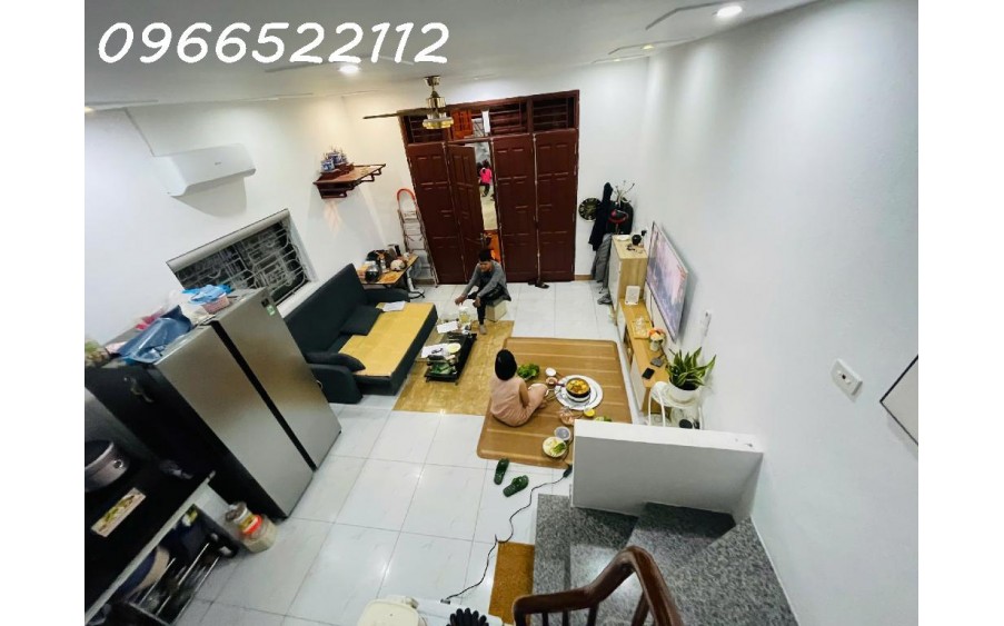 Bán Nhà Phúc Lợi - 32m², Giá 4.25 Tỷ, Gần Vinhome Riverside