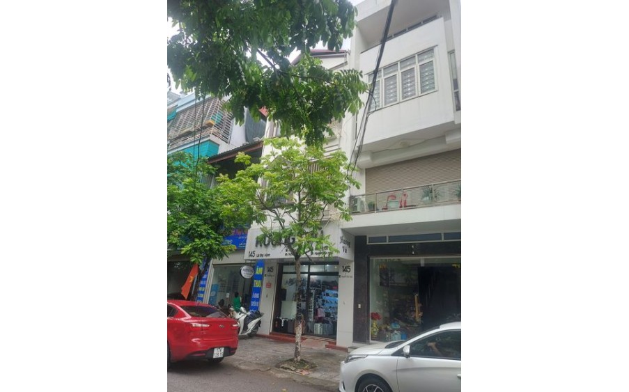 CHỦ NHÀ CẦN BÁN GẤP NHÀ MẶT PHỐ TRẦN HƯNG ĐẠO - THÀNH PHỐ THÁI BÌNH, VỚI  DIỆN TÍCH 76.5M, 2 TẦNG, KHU VỰC RẤT HIẾM NHÀ BÁN, VỚI ĐỊA ĐIỂM KINH DOANH