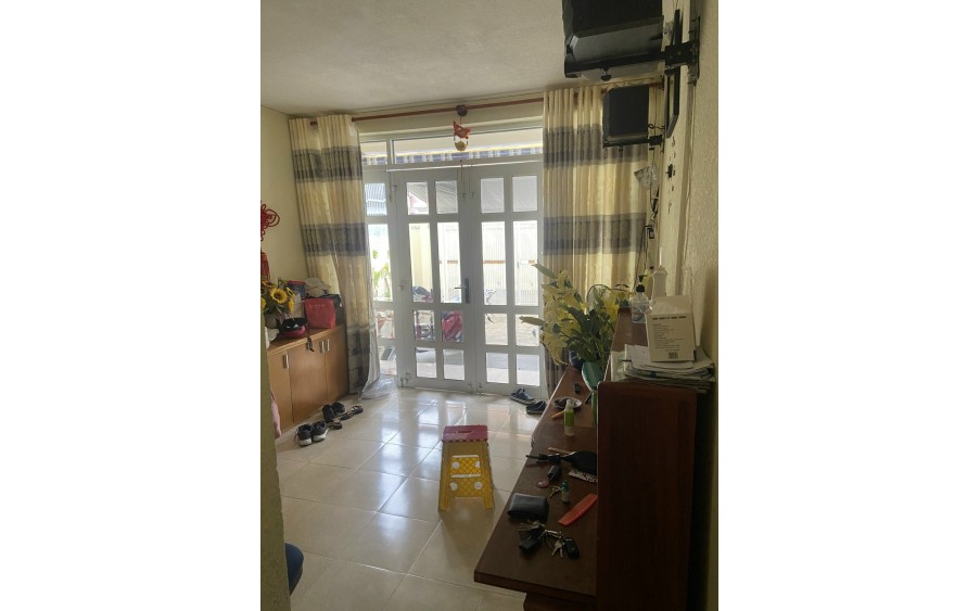 Chủ cần nhượng lại Nhà Hẻm Hoàng Diệu, Vĩnh Nguyên, Nha Trang diện tích 134m2 chỉ 60tr/m2.