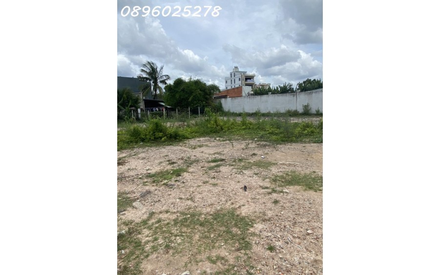 Đất đẹp 896m², 2 MT Xuân Thới Thượng 28, Hóc Môn, gần 2 chợ, giá tốt 23.5 tỷ, pháp lý đầy đủ.