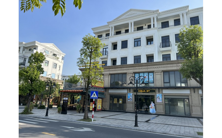 Shophouse TMDV 152m2, thông hai mặt giá 10.8 tỷ Vin 1 Gia Lâm, HN (0985941715)