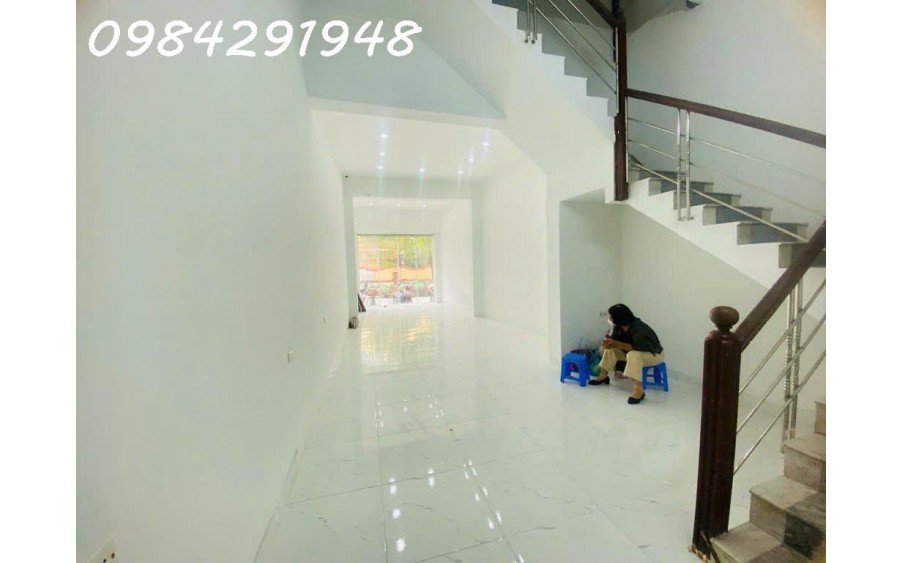 Bán nhà mặt phố Hoàng Văn Thái, Thanh Xuân - Vỉa hè rộng kinh doanh đỉnh - 76m2 giá 25,7 tỷ