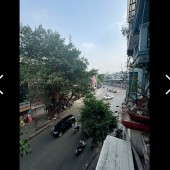 Bán nhà mặt phố Cẩm Hội ,quận Hai Bà Trưng,5 tầng,DT 25m2, kinh doanh sầm uất, MT4m, nhỉnh 18 tỷ