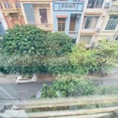 CHO THUÊ NHÀ MẶT PHỐ 5TẦNG, 30M2+NỘI THẤT - 63 LÝ THƯỜNG KIỆT, P.PHÚ LA, Q.HÀ ĐÔNG, HN
DT: 30m2, Giá thuê: 13tr/ tháng( thương lượng )