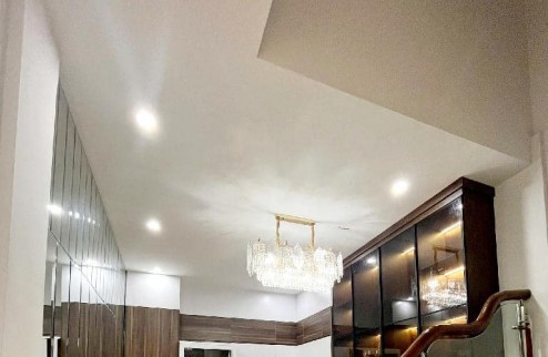 Bán nhà mặt phố Trần Phú 50m vỉa hè kinh doanh đỉnh mặt tiền rộng chỉ nhỉnh 13,3 tỷ đồng.