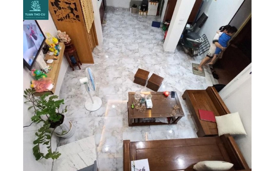 Bán Nhà phố Hưng Phúc, 1 bước ra phố, View hồ , 5 tầng TK Đẹp, 50m2, 6.4 tỷ