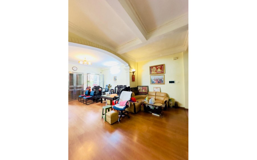 BÁN GẤP NHÀ RIÊNG THANH XUÂN 80M2, 4PN SÁT PHỐ, SDCC, GIÁ CỰC RẺ CHỈ 10 TỶ LH 0975666943