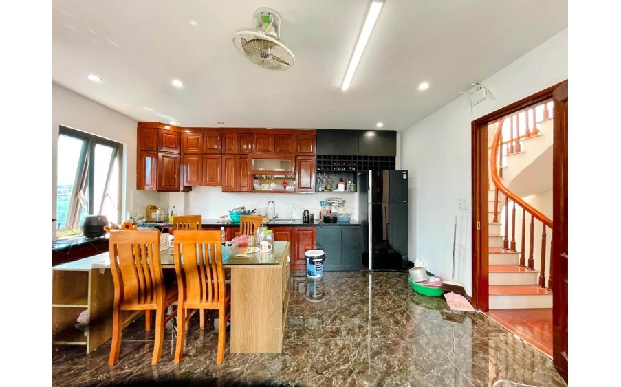 BÁN GẤP NHÀ RIÊNG THANH XUÂN 80M2, 4PN SÁT PHỐ, SDCC, GIÁ CỰC RẺ CHỈ 10 TỶ LH 0975666943