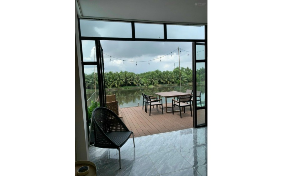 Nhà 4 tầng khu Compound riêng, view sông, công viên, sau lưng hồ nước cực Chill, full NT, chỉ 7tỷ95