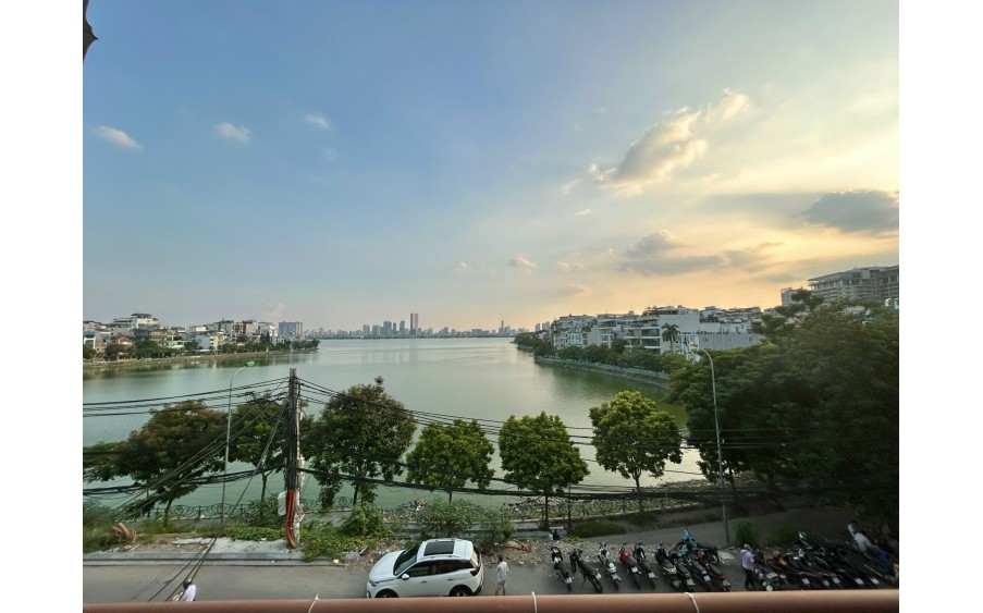 BÁN NHÀ MẶT PHỐ QUẬN TÂY HỒ - ĐANG CHO THUÊ KINH DOANH NHÀ HÀNG ỔN ĐỊNH  - VIEW TRỌN HỒ TÂY - DIỆN TÍCH 70M - GIÁ BÁN CỰC TỐT - SỔ SẴN SÀNG GIAO DỊCH