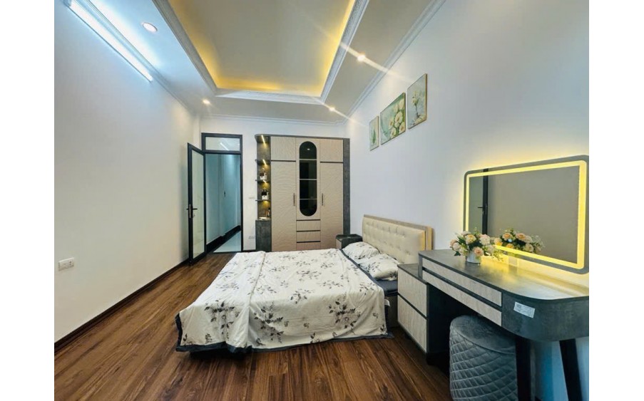 Bán nhà 4 tầng full nội thất, 42m², Minh Khai - Hai Bà Trưng - 7.98 tỷ