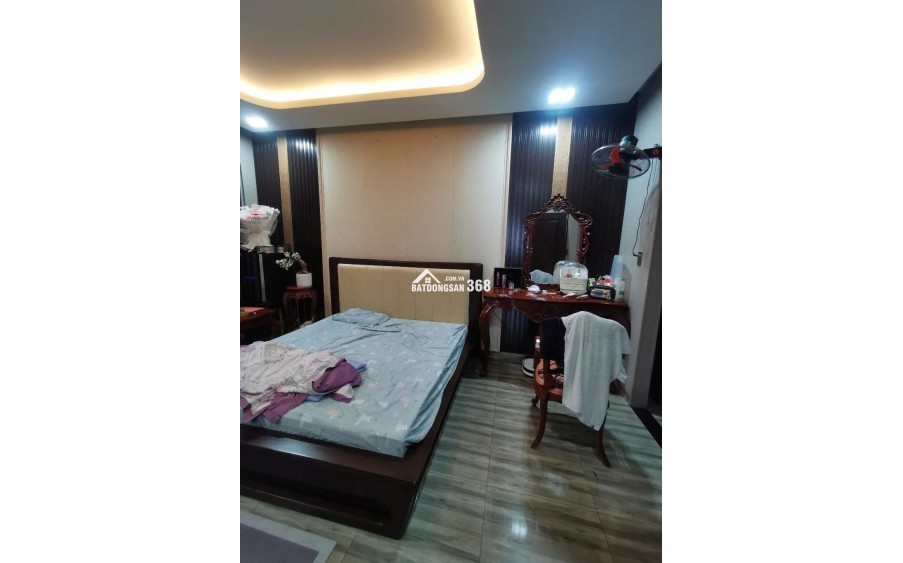 Bán Biệt thự View sông siêu đẳng cấp 400m2, 5 tầng, hầm, 18Tỷ Hà Huy Giáp, Quận 12