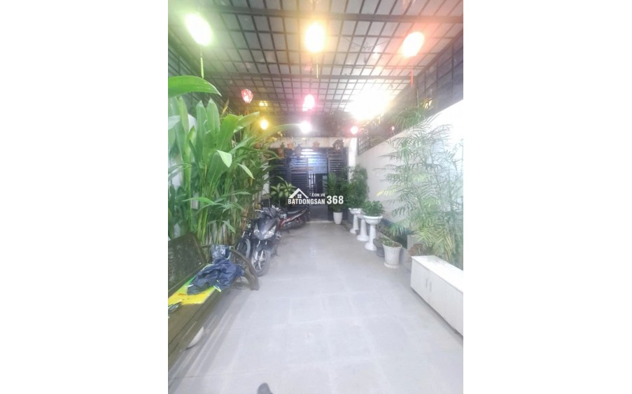 Bán nhanh nhà đẹp HXH 7m Thạnh Xuân, 100m2, T1L, 3PN, sân xe hơi >4Tỷ
