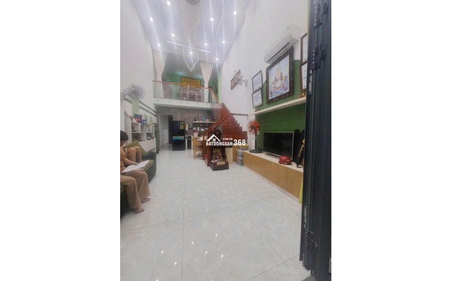 Bán nhanh nhà đẹp HXH 7m Thạnh Xuân, 100m2, T1L, 3PN, sân xe hơi >4Tỷ