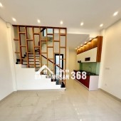 Nhà Phố Ngọc Thụy - 5 Tầng Gần Công Viên - Thoáng Trước Mát Sau -  Gía Hơn Sáu Tỷ