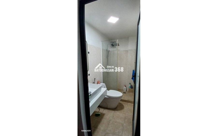 Bán nhà phố nguyễn chính - hoàng mai. dt 46m x 5 tầng, lô góc kinh doanh, ô tô
