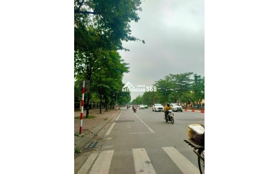 BÁN NHÀ PHÂN LÔ HOÀNG QUỐC VIỆT, 6T THANG MÁY, ÔTÔ TRÁNH KINH DOANH, 61M2 NHỈNH 25 TỶ