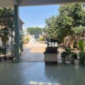 Căn biệt thự sân vườn gần cầu vượt ngã ba Huế, TP. Đà Nẵng
