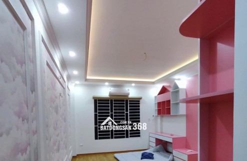 MỸ ĐÌNH – NHÀ ĐẸP KHỎI BÀN – NỘI THẤT HỊN – Ô TÔ THẲNG TIẾN