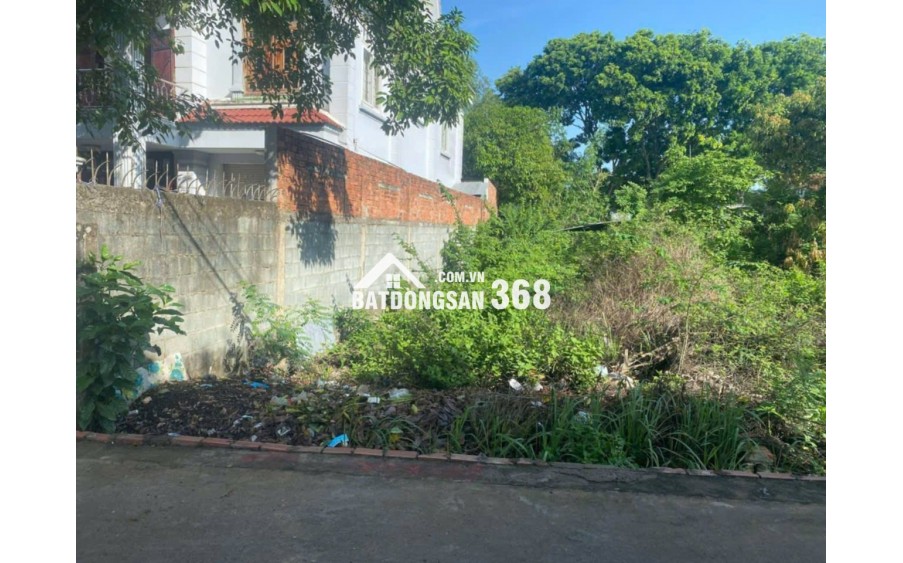 CẦN BÁN GẤP LÔ ĐẤT ĐẸP ĐƯỜNG HÙNG VƯƠNG – 214M² – CHỈ 1 TỶ 8- SHR