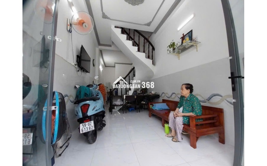 Nhà đẹp 2 tầng - Mặt tiền hẻm ô tô 3.65 tỉ - 21m2
