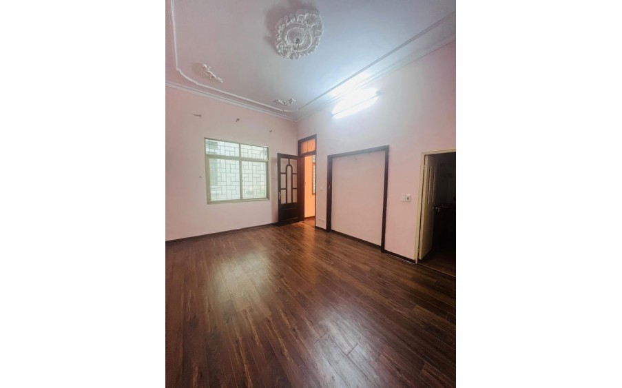 Lô góc ngõ ba gác tránh Trương Định 57m2 x 4 tầng. Gần phố, kinh doanh