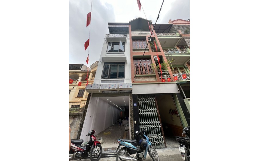 Bán nhà Định Công Thượng, DT 51m x 4 tầng. Ngõ ô tô tránh, kinh doanh, văn phòng