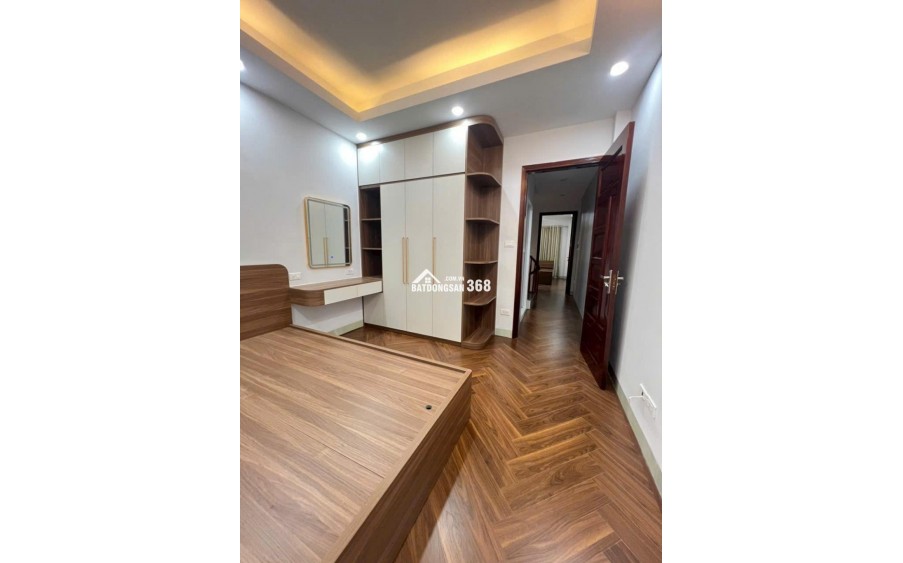 BÁN NHÀ KIM GIANG-Ô TÔ ĐỖ CỬA-NHÀ ĐẸP 33M-5 TẦNG GIÁ 5,45 TỶ