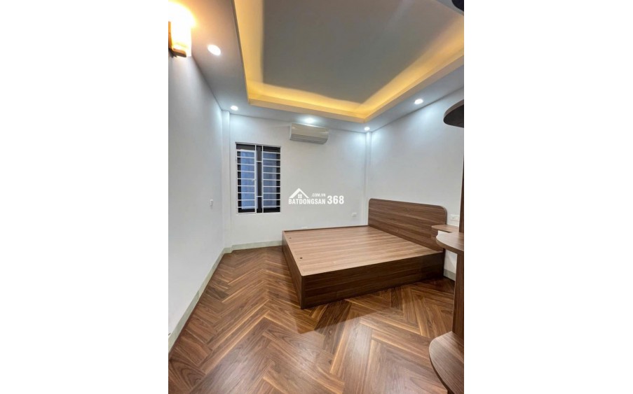 BÁN NHÀ KIM GIANG-Ô TÔ ĐỖ CỬA-NHÀ ĐẸP 33M-5 TẦNG GIÁ 5,45 TỶ