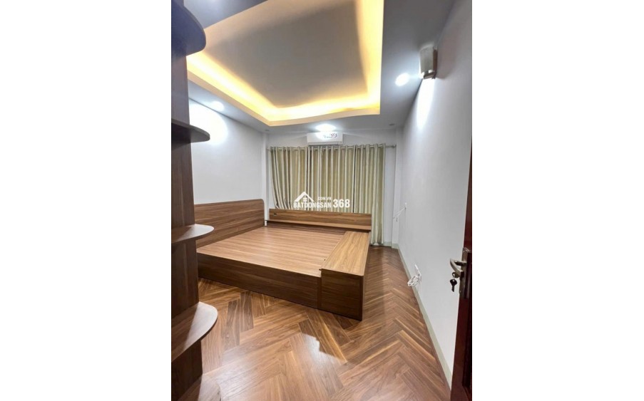 BÁN NHÀ KIM GIANG-Ô TÔ ĐỖ CỬA-NHÀ ĐẸP 33M-5 TẦNG GIÁ 5,45 TỶ
