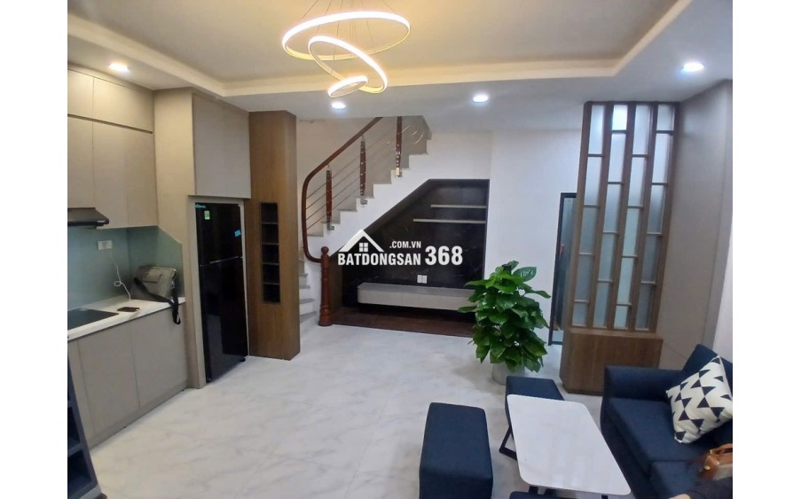 Nhà riêng 5 tầng, 3PN, hai thoáng, phố Đại La, Hai Bà Trưng gần TimeCity