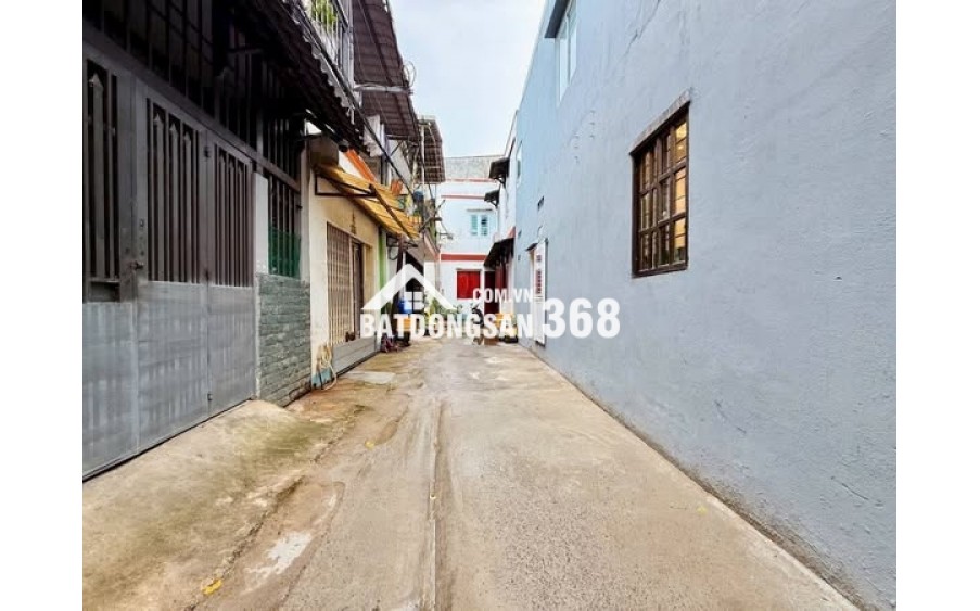 Bán nhà 2MT TL29 có nhiều cửa sổ thoáng mát gần ngã tư ga Thạnh Lộc