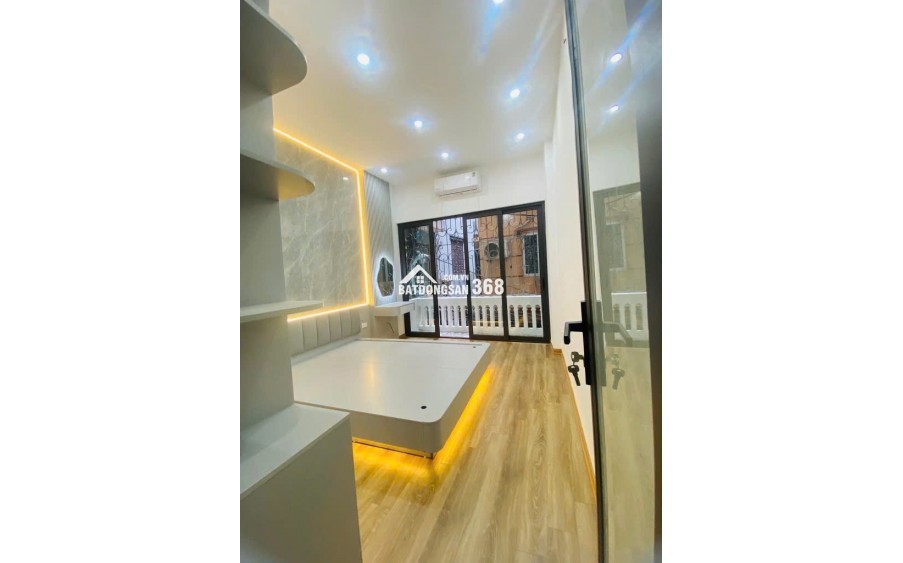 SIÊU PHẨM ĐƯỜNG LÁNG - GIÁP RANH CẦU GIẤY - VỊ TRÍ CỰC HIẾM 79M CHỈ 15.8 TỶ