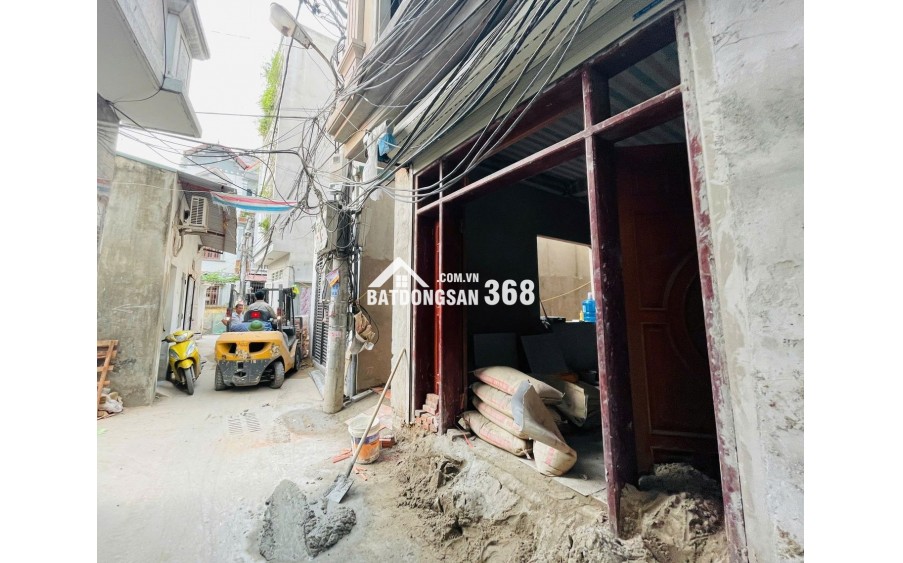 VIP NHẤT HÀ ĐÔNG - 5 TẦNG MỚI KÍNH KOONG THANG MÁY VÙ VÙ - VÀI BƯỚC CHÂN RA MẶT PHỐ Ô TÔ