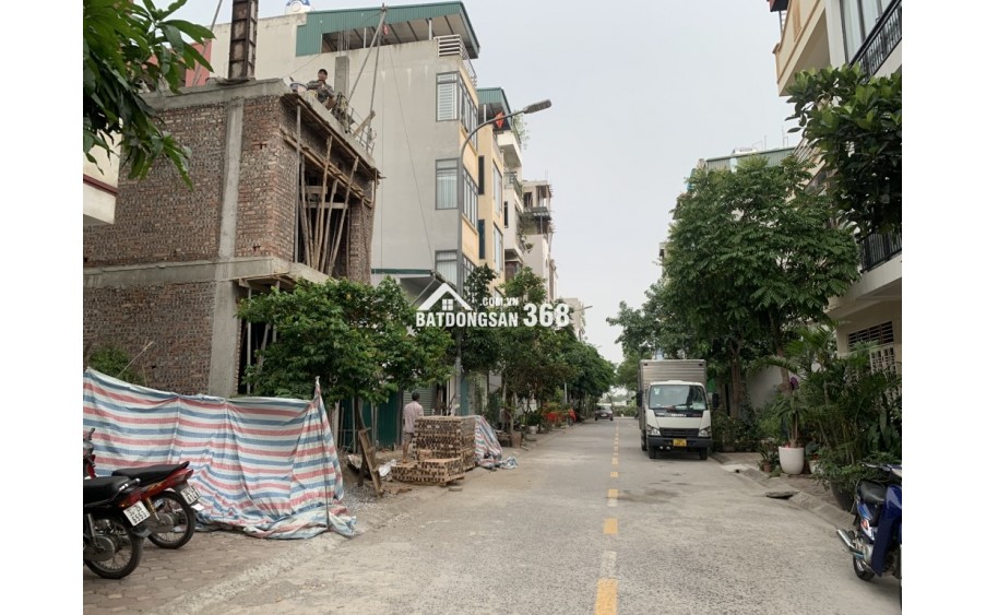BÁN NHÀ THẠCH BÀN nhỉnh 16 tỷ 60m KHU PHÂN LÔ VỈA HÈ 2 MẶT THOÁNG,LONG BIÊN